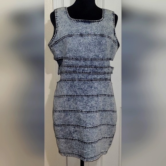 American Bazi Women's Demin Side Cutout Dress Size 2X - Picture 2 of 6